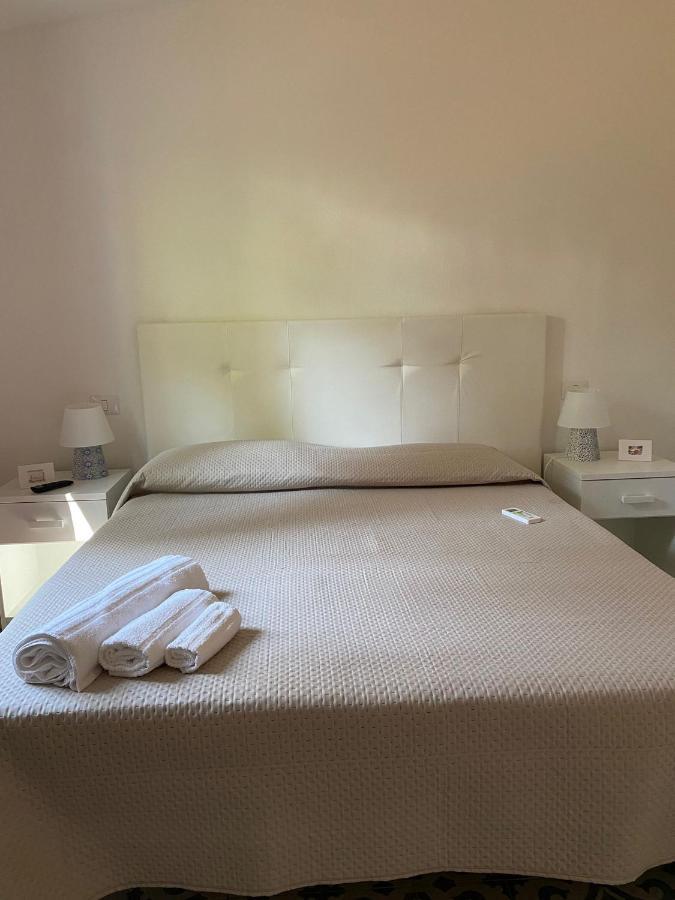 Appartamenti La Villa ペスキチ エクステリア 写真